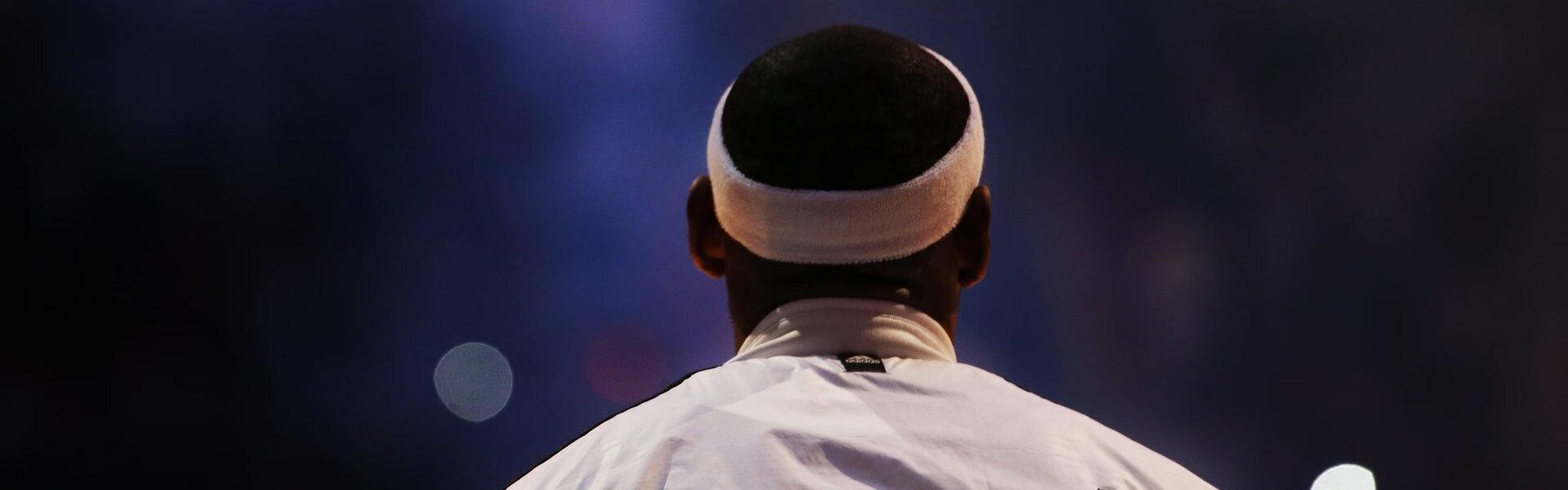 风云直播-NBA标准化投篮姿势技术动作图解分析